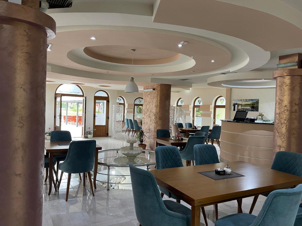 Hotel5E Plav Dış mekan fotoğraf